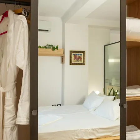 公寓 Aptos Aptartment *