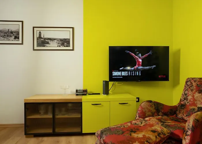 アパート Aptos Aptartment